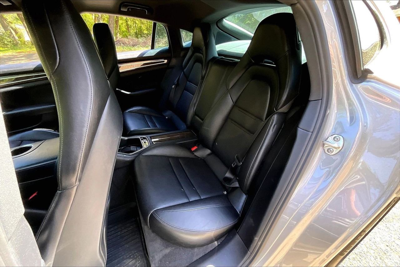 Used 2017 Porsche Panamera 4S AWD/4WD image 19