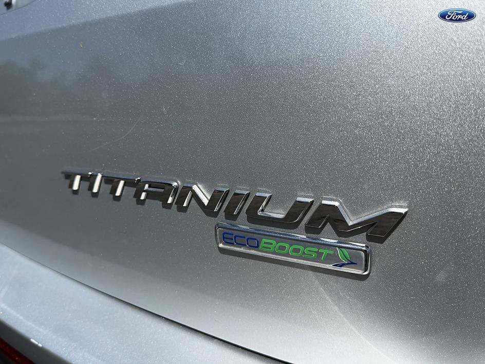 Used 2017 Ford Edge Titanium FWD image 23