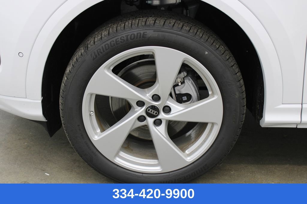 New 2025 Audi Q5 Premium Plus image 28