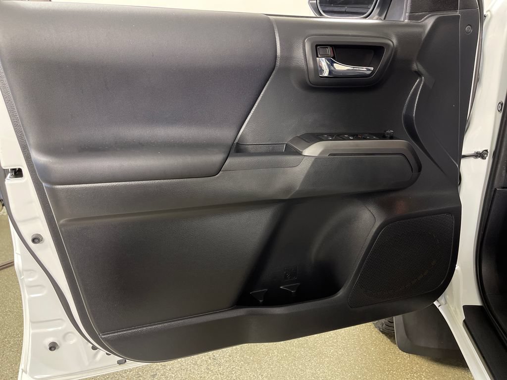 Certified 2023 Toyota Tacoma TRD Sport AWD/4WD image 17