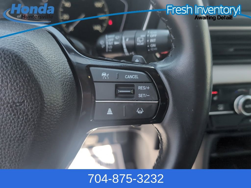 Used 2024 Honda Pilot Touring image 22
