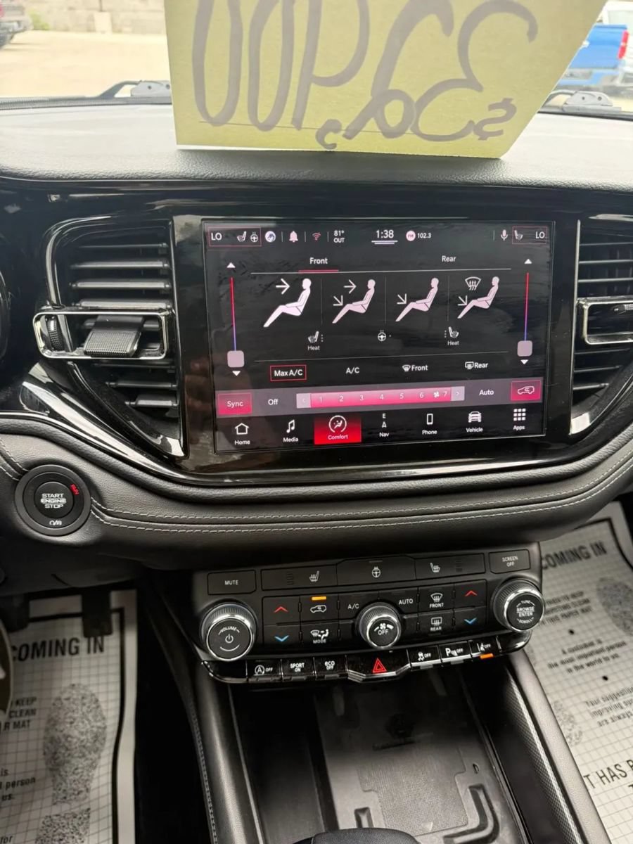 Used 2022 Dodge Durango GT AWD/4WD image 17