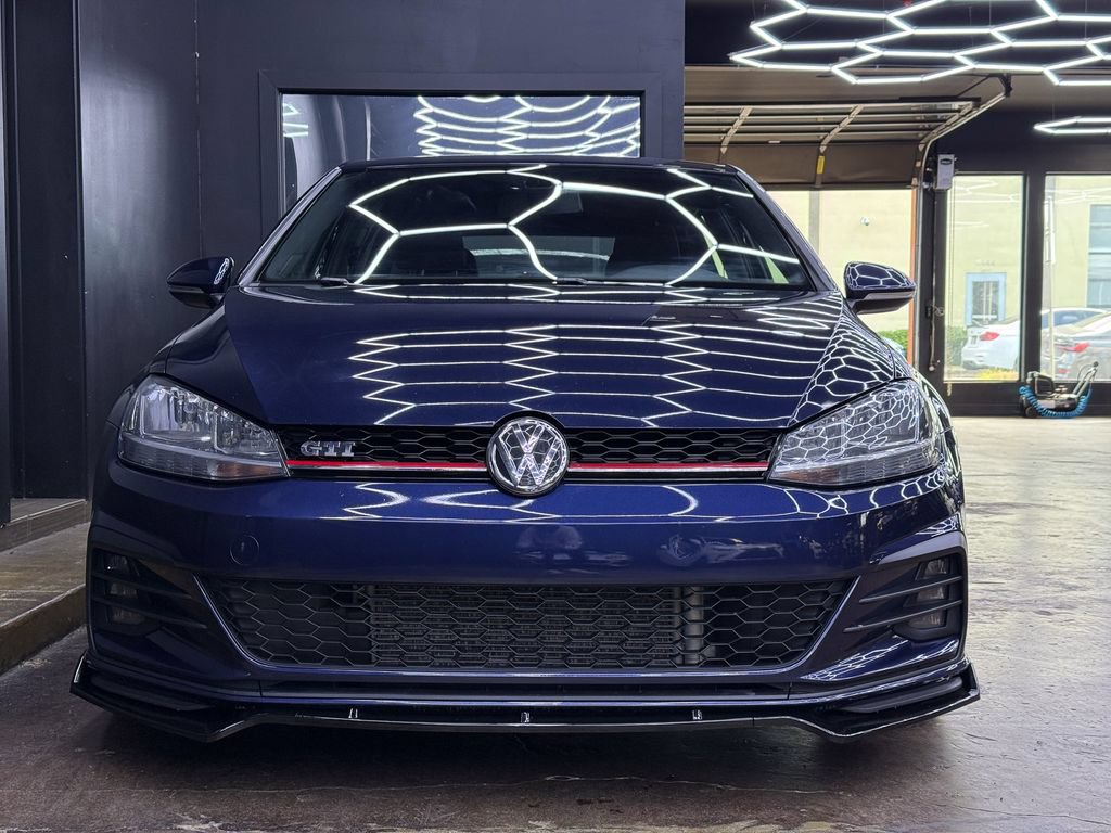 Used 2018 Volkswagen Golf 4-Door FWD image 2