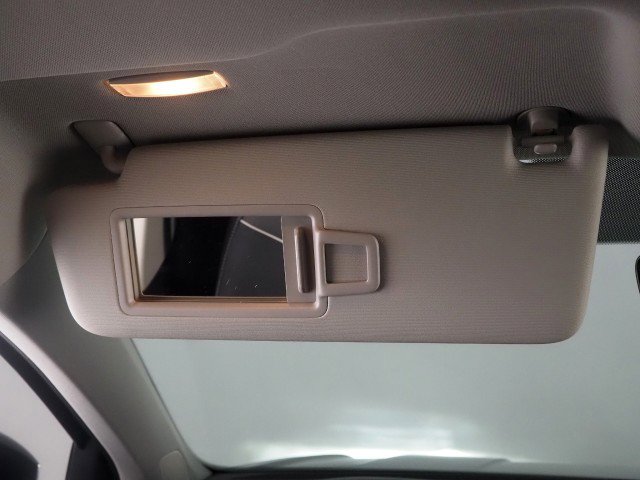 Used 2024 Volkswagen Taos SE image 59