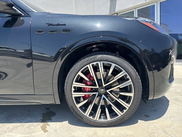 New 2025 Maserati Grecale Modena image 9