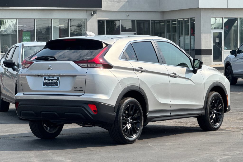 New 2026 Mitsubishi Eclipse Cross LE AWD/4WD image 7