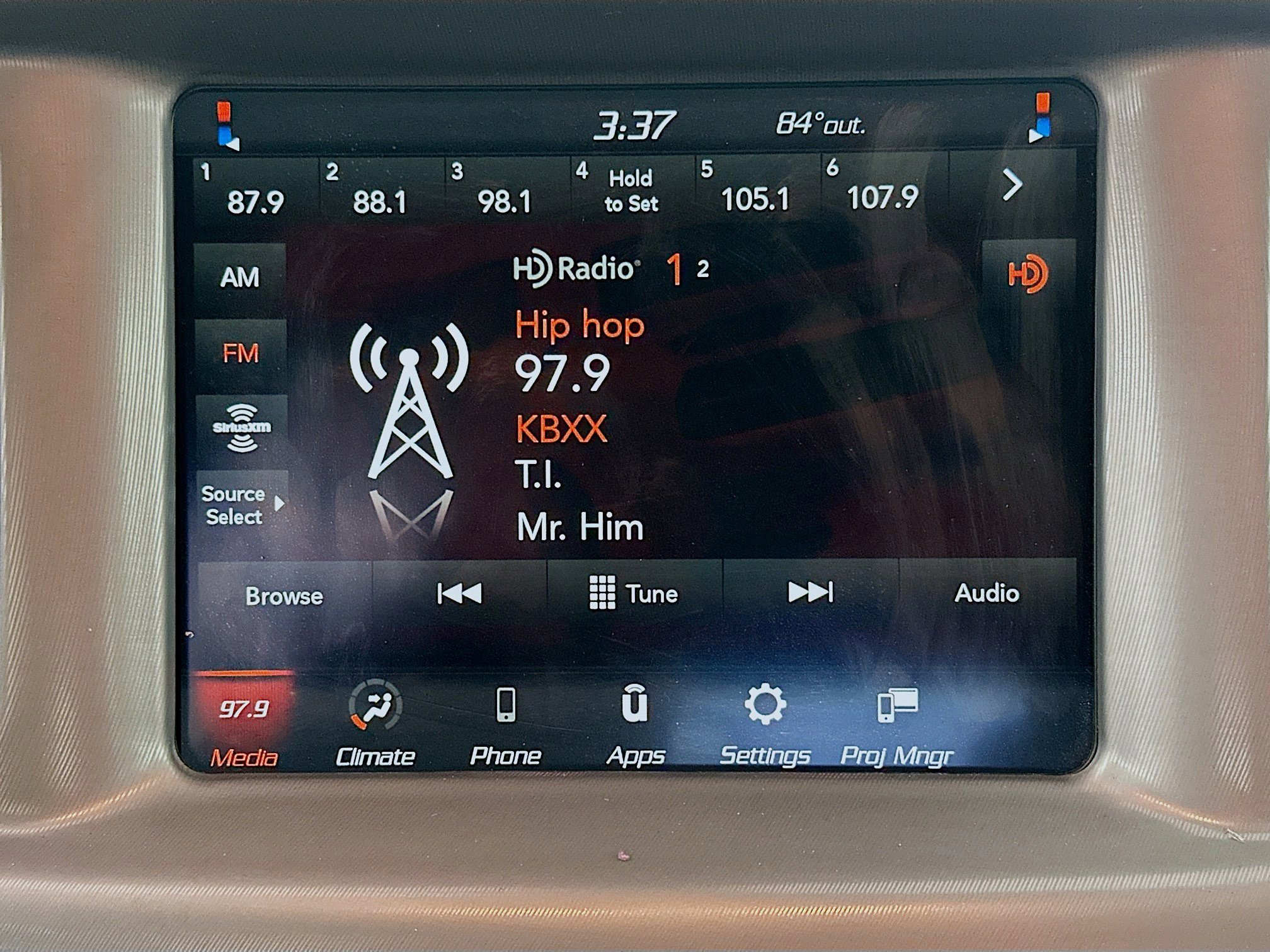 Used 2023 Dodge Charger SXT RWD image 19