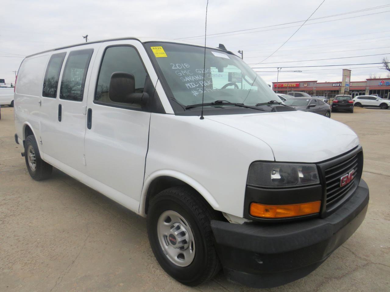 Used 2018 GMC Savana 2500 G2500 Cargo w/ Driver Convenience Package image 3
