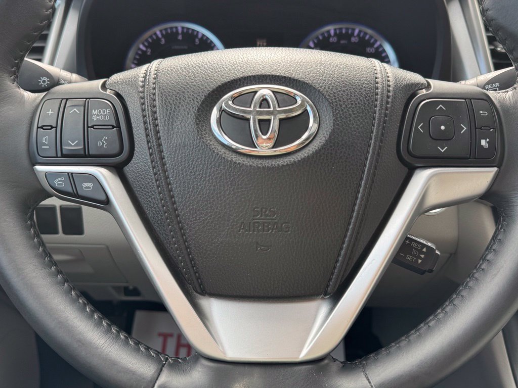 Used 2014 Toyota Highlander XLE AWD/4WD image 51