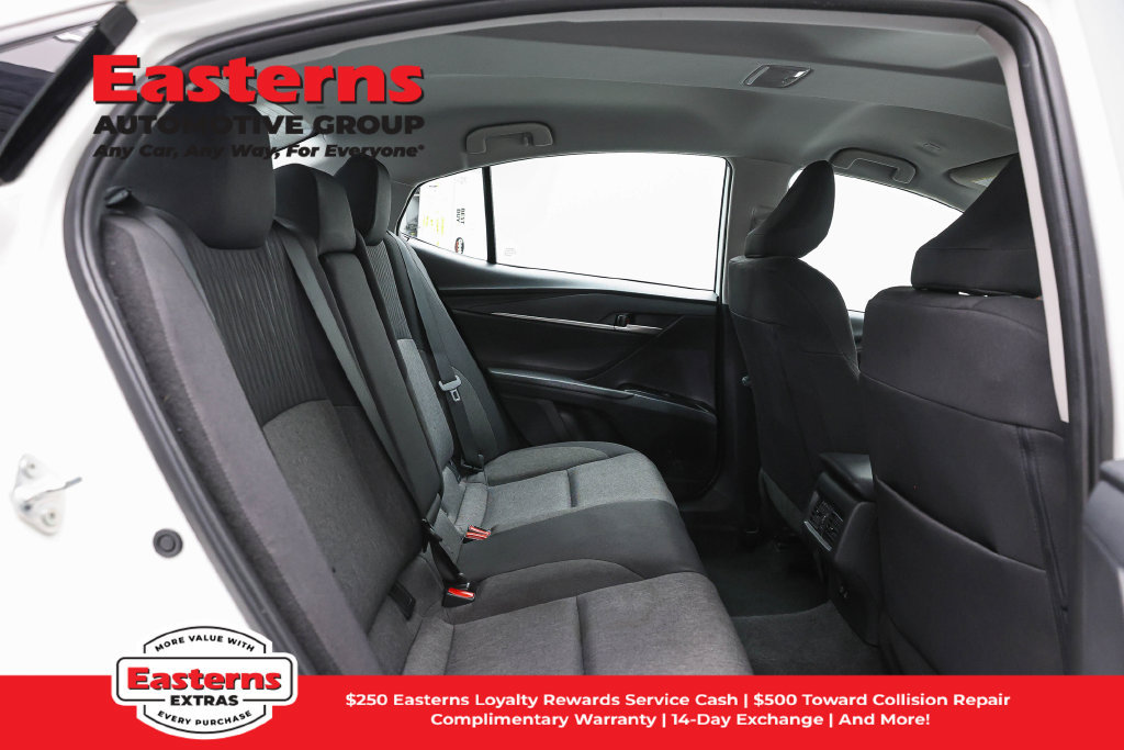 Used 2025 Toyota Camry LE FWD image 24