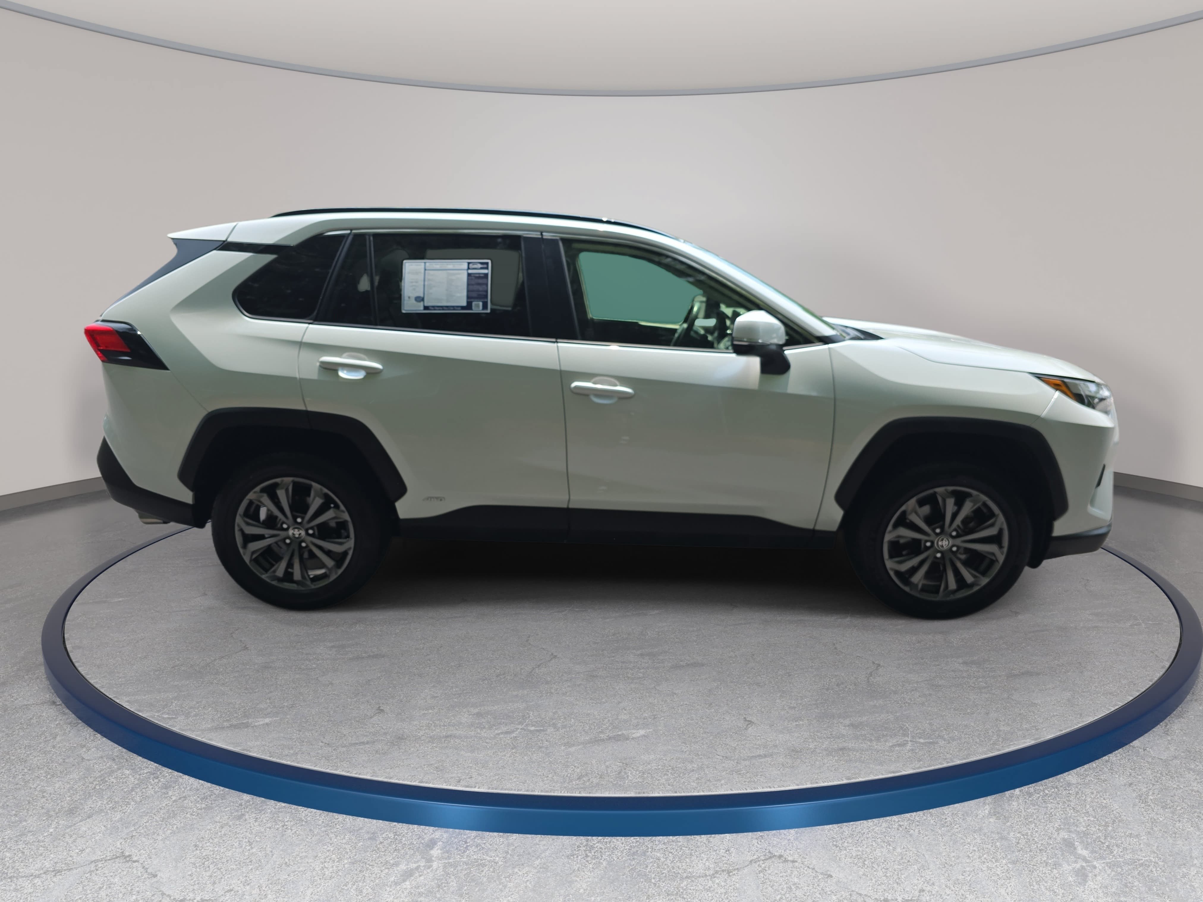 Used 2024 Toyota RAV4 XLE Premium w/ Weather Package AWD/4WD image 4