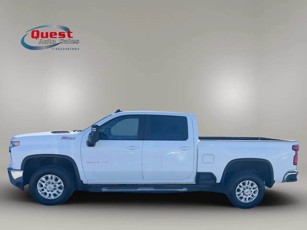 Used 2023 Chevrolet Silverado 2500 LT w/ Convenience Package AWD/4WD image 6
