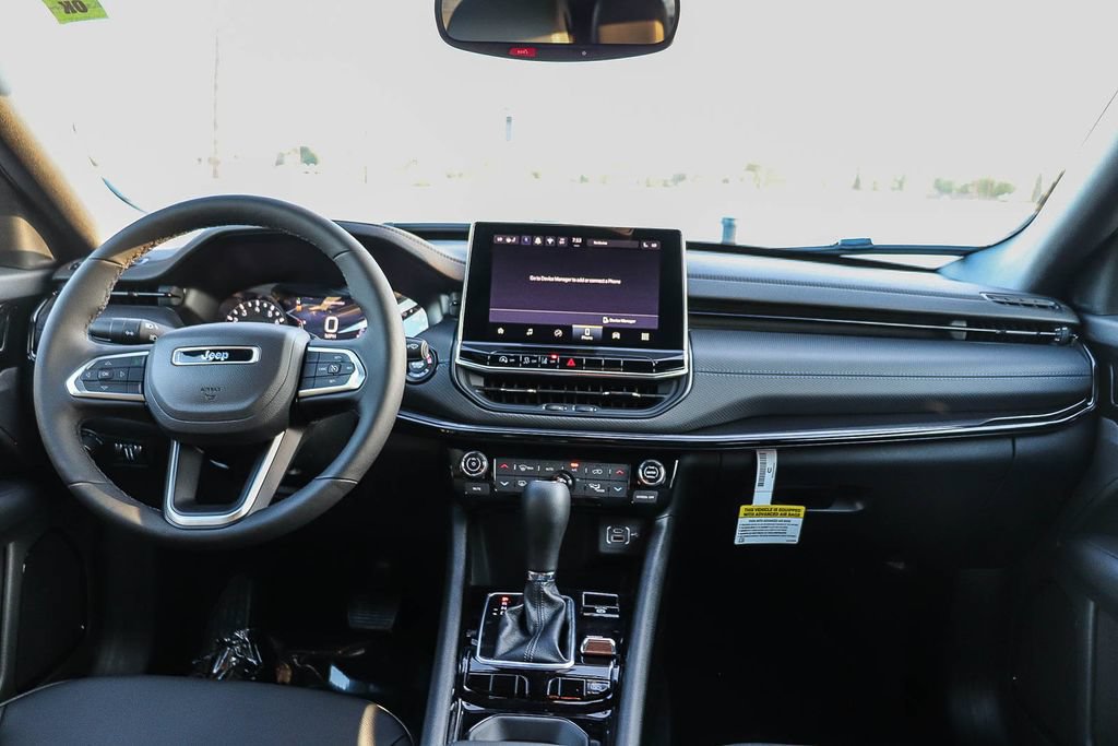 New 2026 Jeep Compass Latitude AWD/4WD image 14