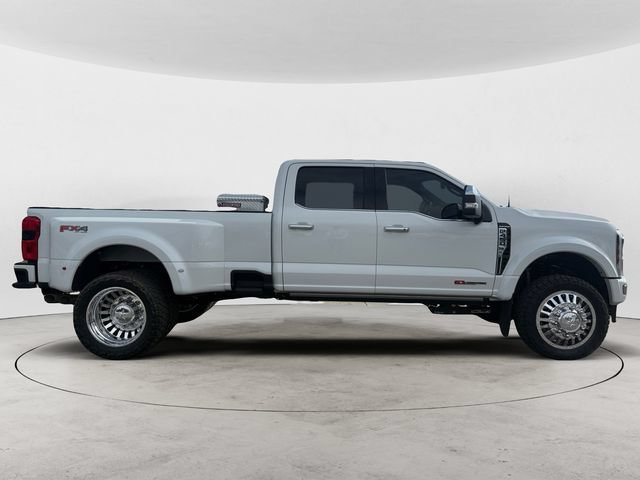Certified 2025 Ford F450 Platinum w/ Platinum Plus Package AWD/4WD image 7