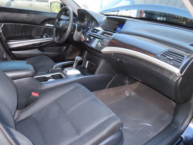 Used 2014 Honda Crosstour EX image 29