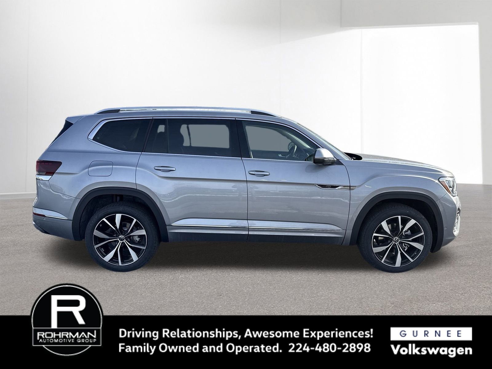New 2026 Volkswagen Atlas SEL Premium R-Line image 10