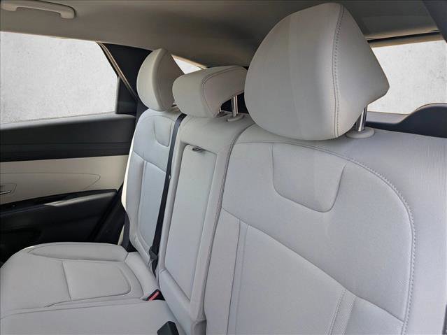 New 2026 Hyundai Tucson Blue SE image 18