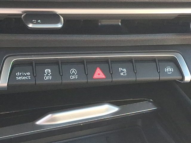 New 2026 Audi Q3 quattro 2.0T AWD/4WD image 12