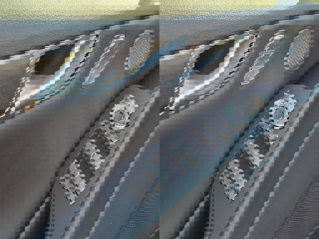 New 2025 Genesis G80 2.5T Sport Prestige image 32