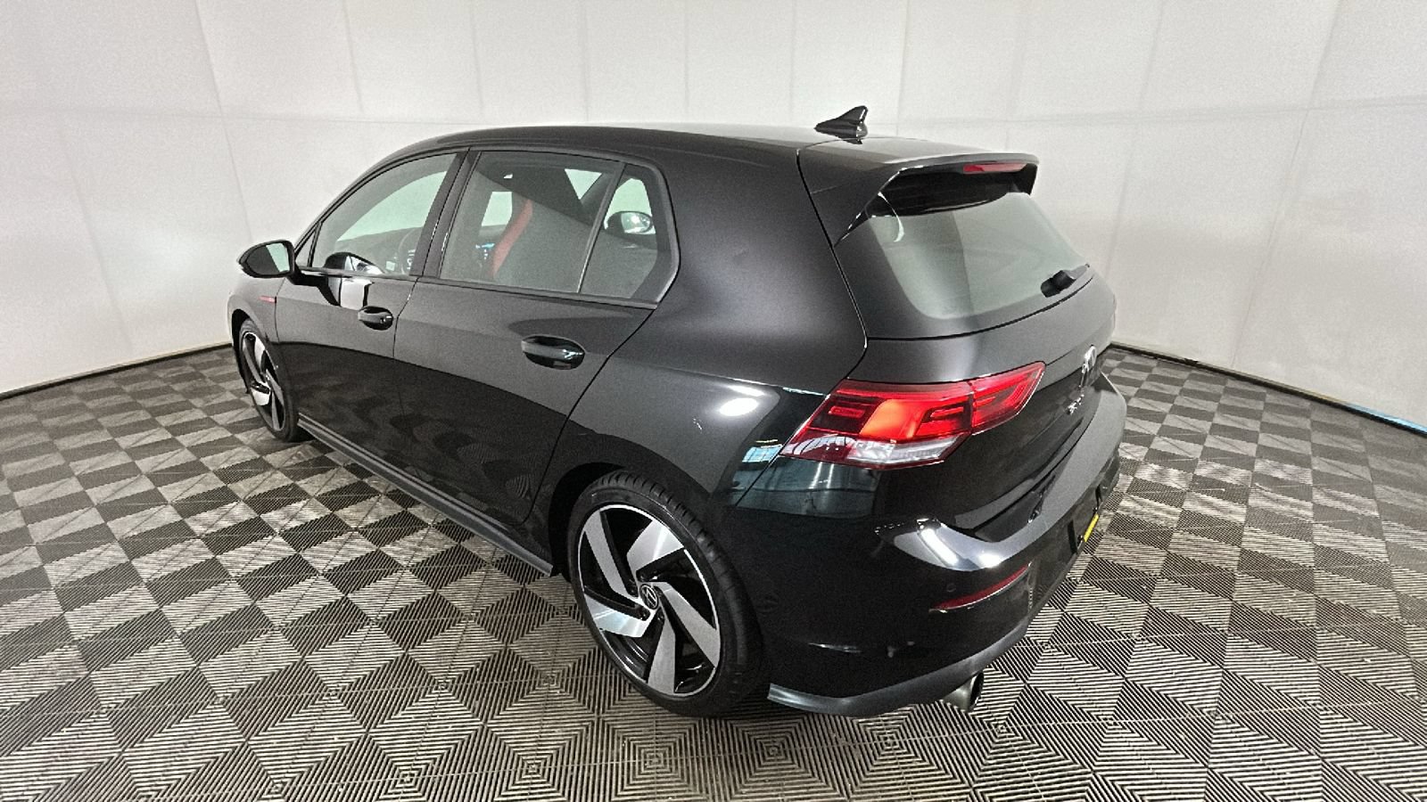 Used 2024 Volkswagen GTI S FWD image 4