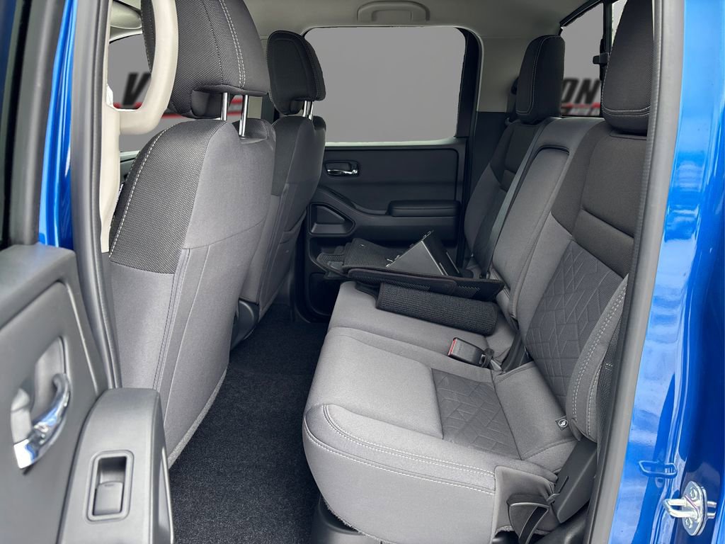 Used 2025 Nissan Frontier SV w/ SV Convenience Package image 10