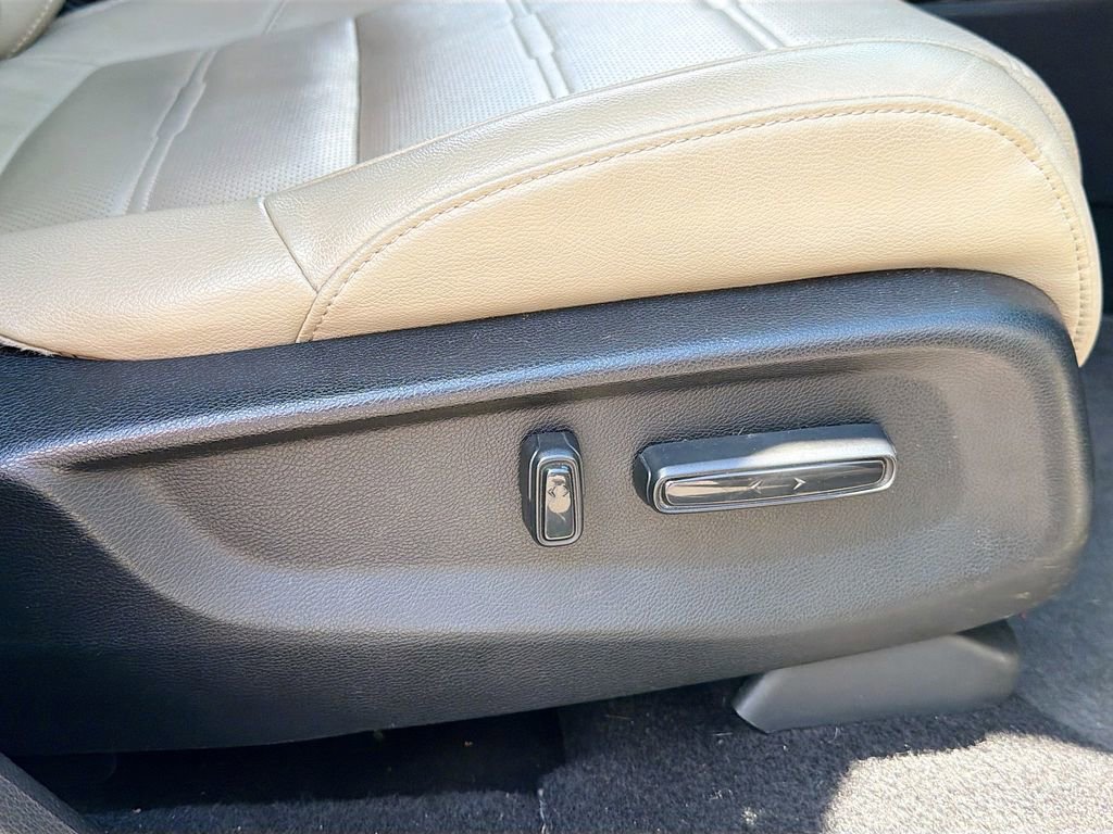 Used 2019 Honda CR-V EX-L image 29