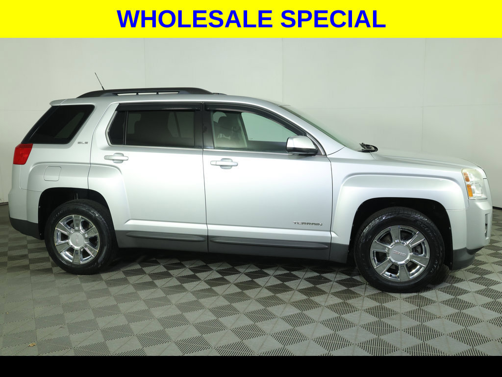 Used 2011 GMC Terrain SLE w/ Convenience Package FWD image 3
