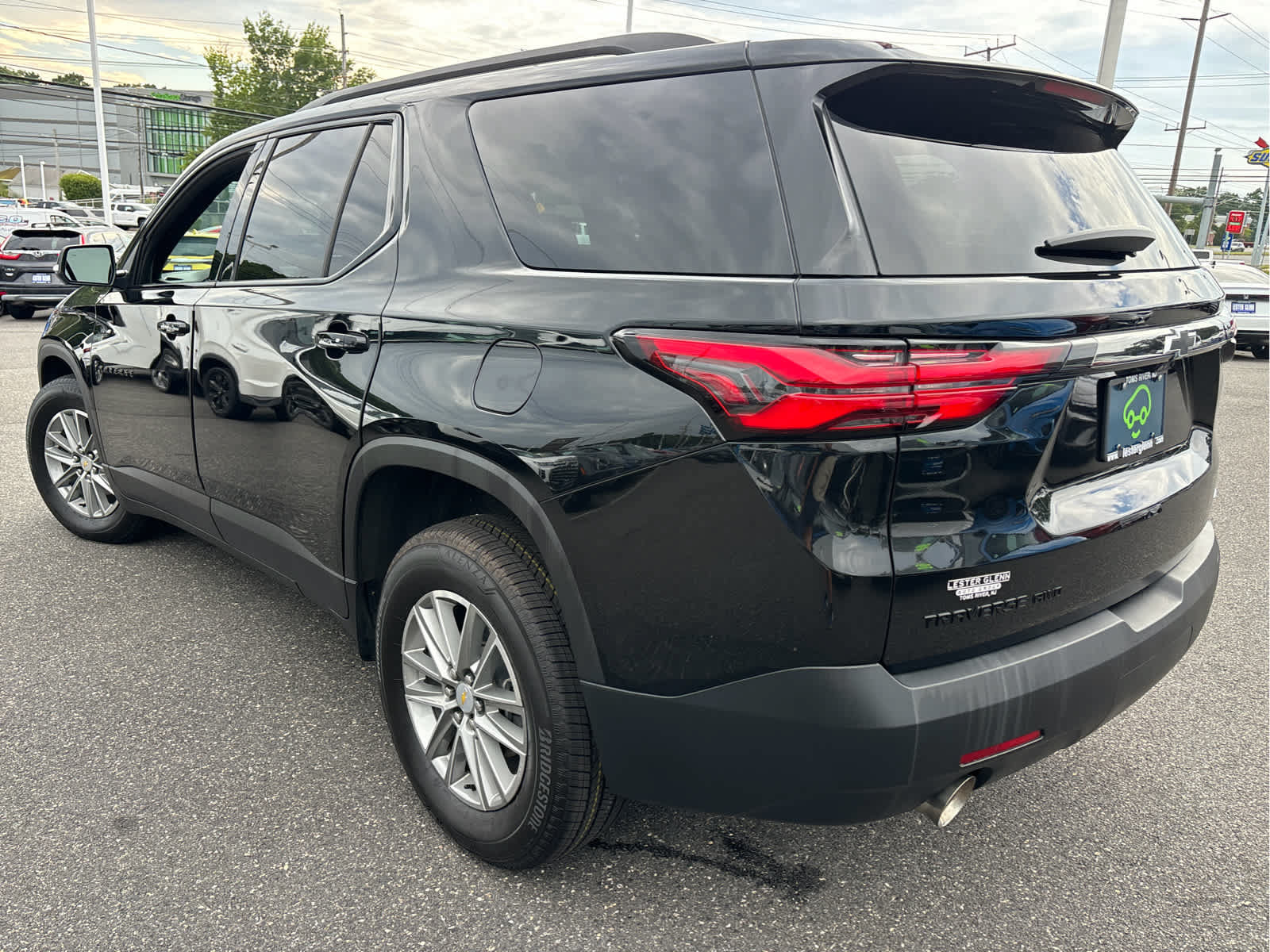 Certified 2023 Chevrolet Traverse RS w/ LPO, Floor Liner Package AWD/4WD image 34