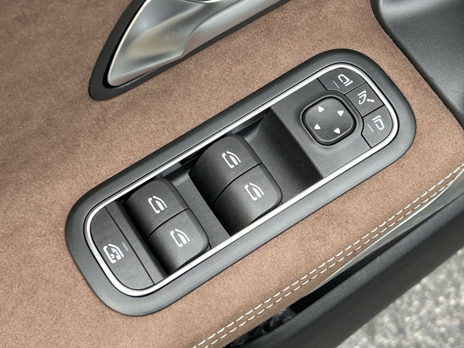 Certified 2025 Mercedes-Benz CLA 250 4MATIC image 13