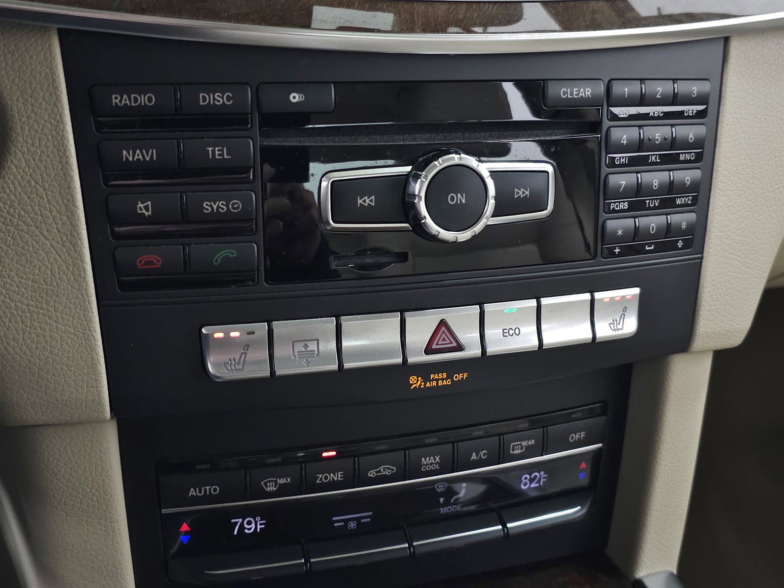 Used 2014 Mercedes-Benz E 350 Luxury image 23