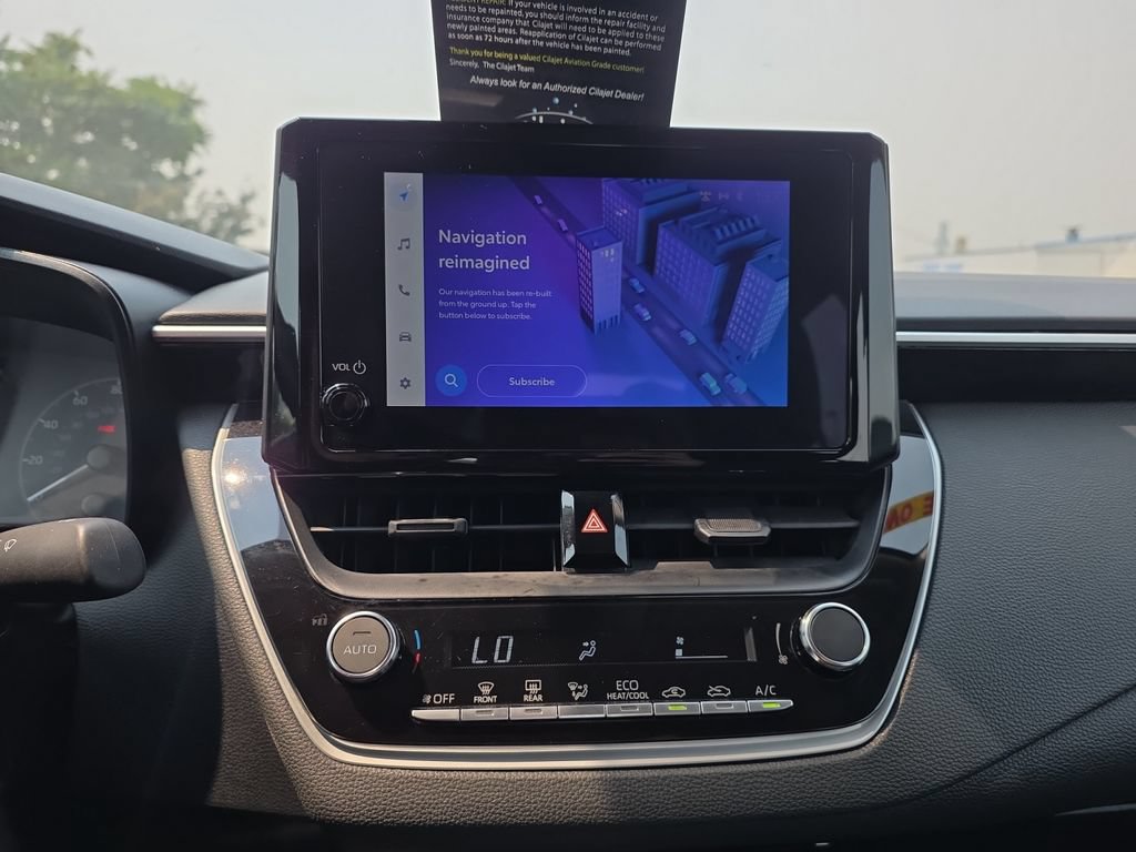 Used 2024 Toyota Corolla LE FWD image 17