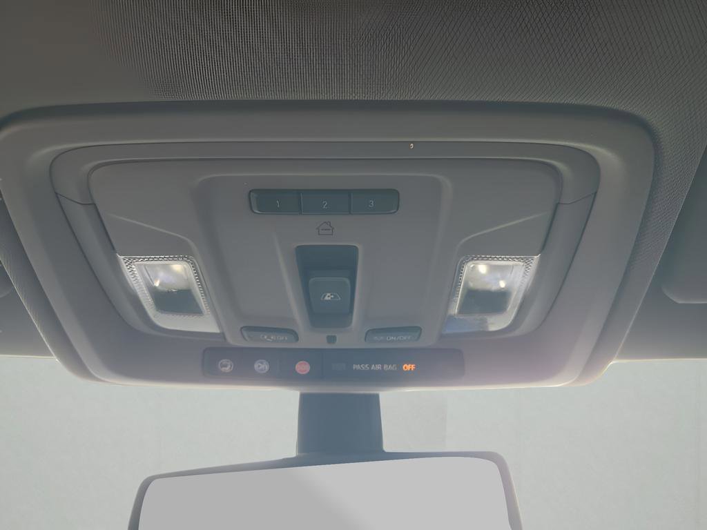 Used 2020 GMC Sierra 1500 SLT image 41