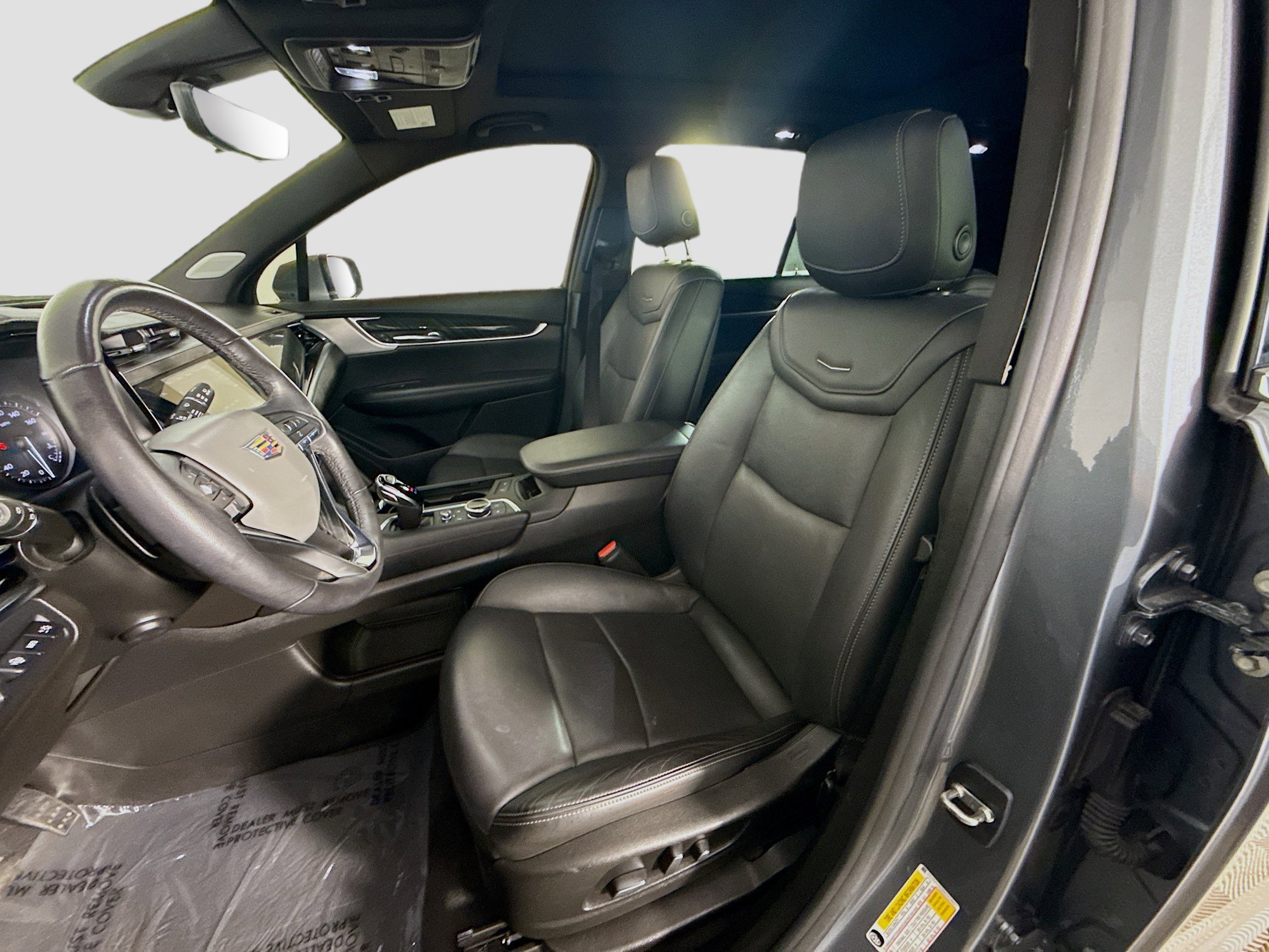 Used 2021 Cadillac XT6 Premium Luxury FWD image 22