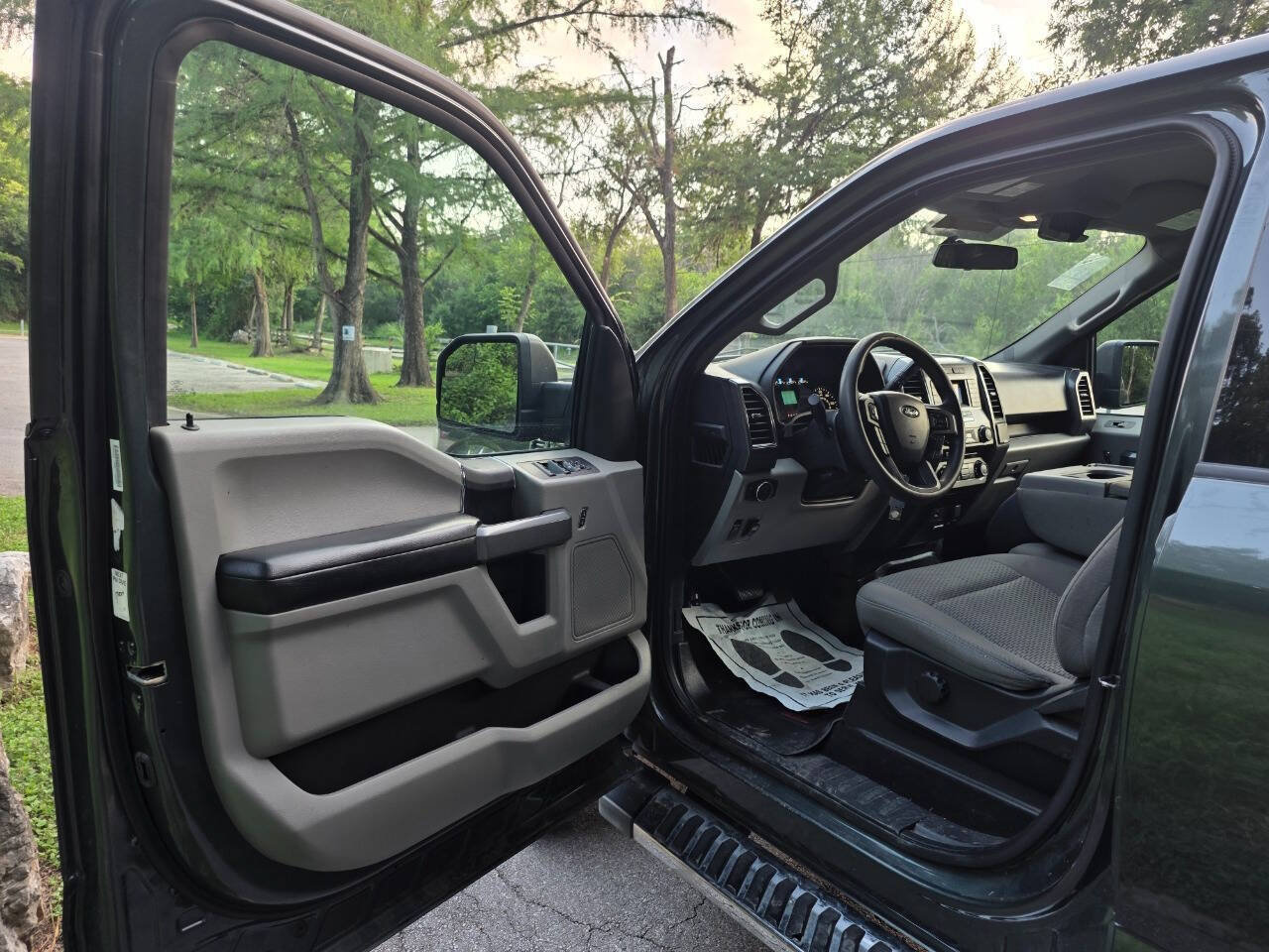 Used 2018 Ford F150 XLT AWD/4WD image 8