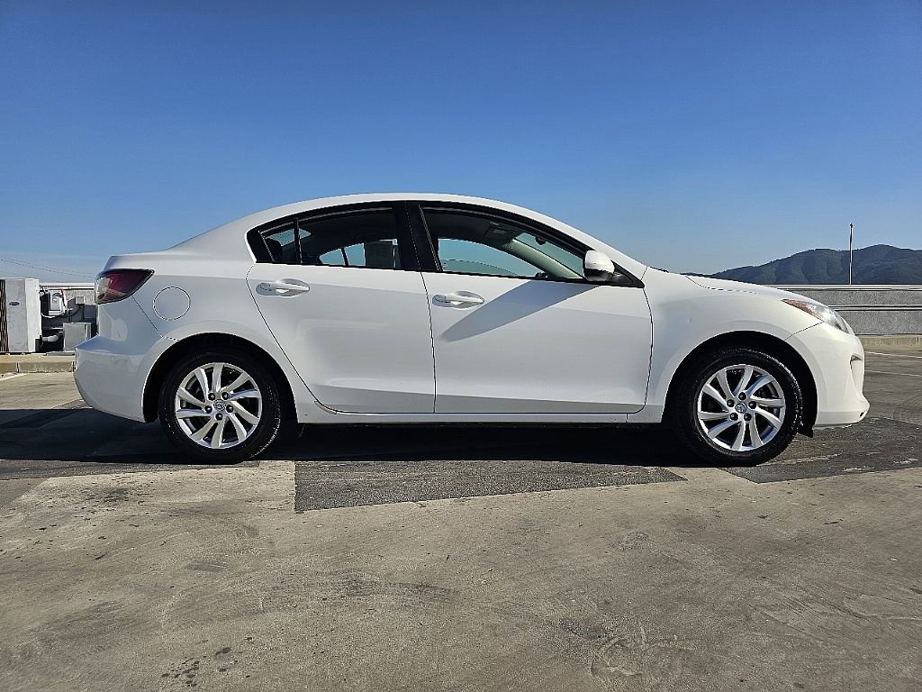 Used 2012 MAZDA MAZDA3 i Touring FWD image 10