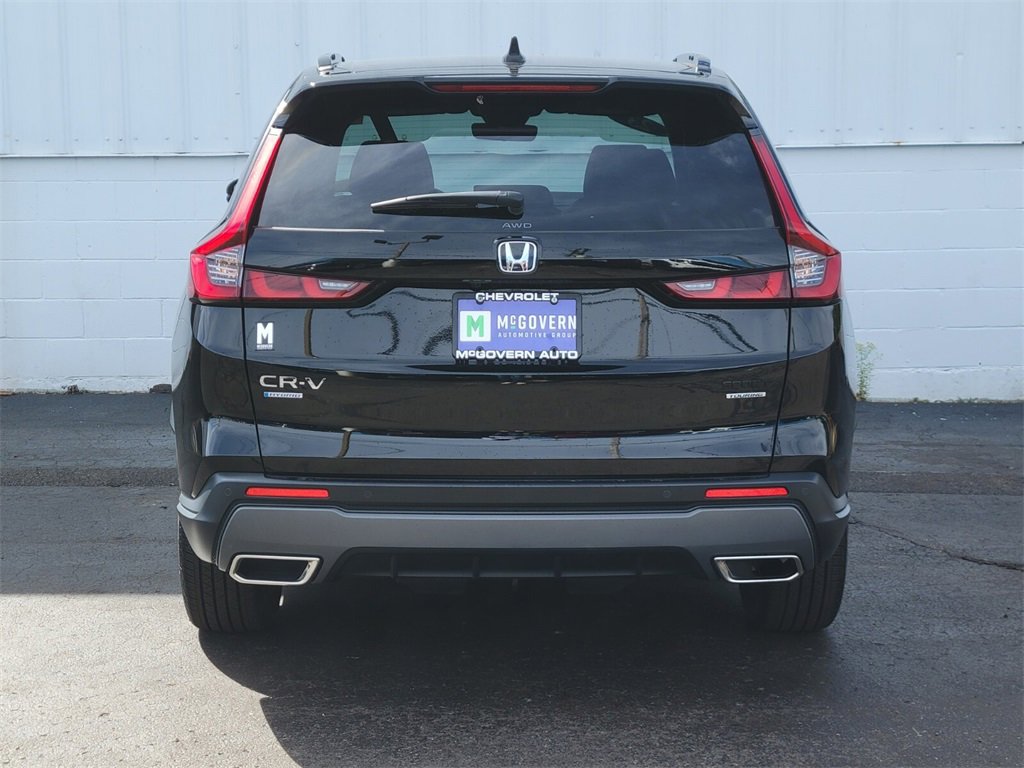 Used 2023 Honda CR-V Sport Touring image 4