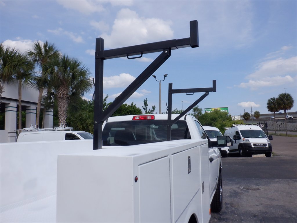 Used 2021 RAM 3500 Tradesman w/ Chrome Appearance Group AWD/4WD image 7