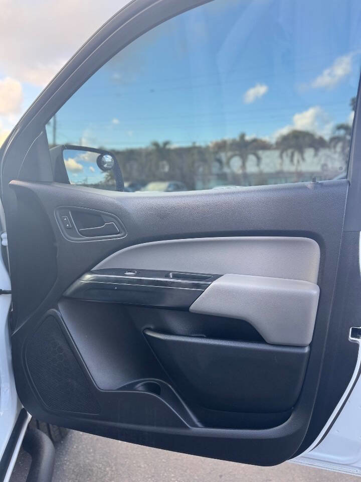 Used 2017 GMC Canyon 2WD Crew Cab w/ Convenience Package image 28