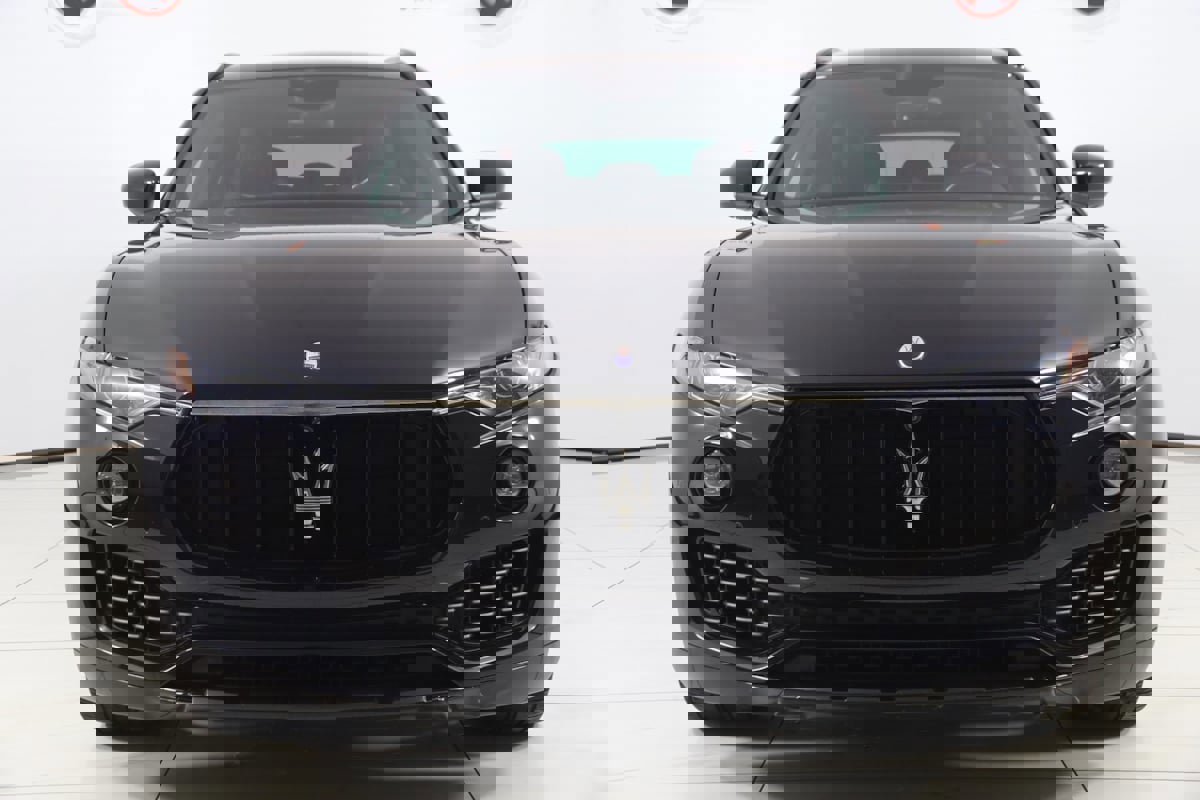 Used 2018 Maserati Levante GranSport image 61