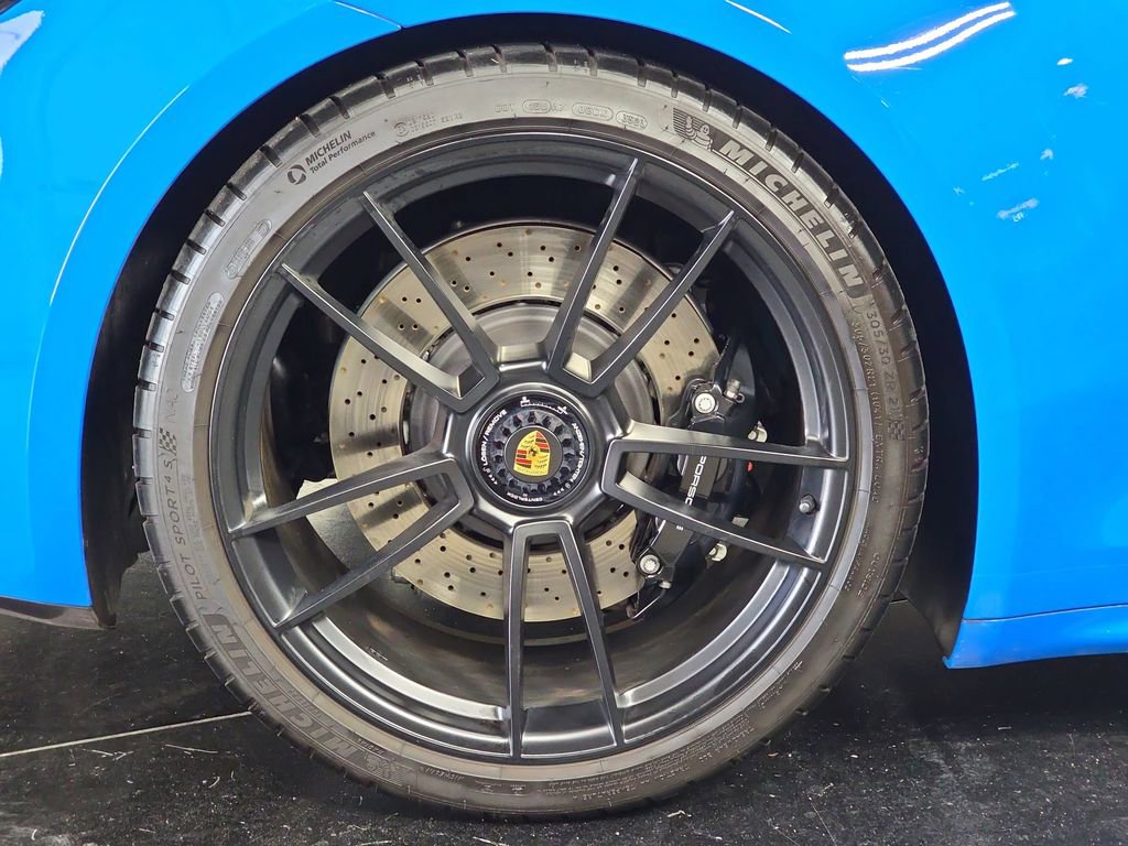 Certified 2024 Porsche 911 Targa 4 GTS image 29