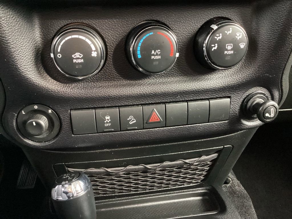 Used 2014 Jeep Wrangler Unlimited Sport w/ Quick Order Package 24S image 21