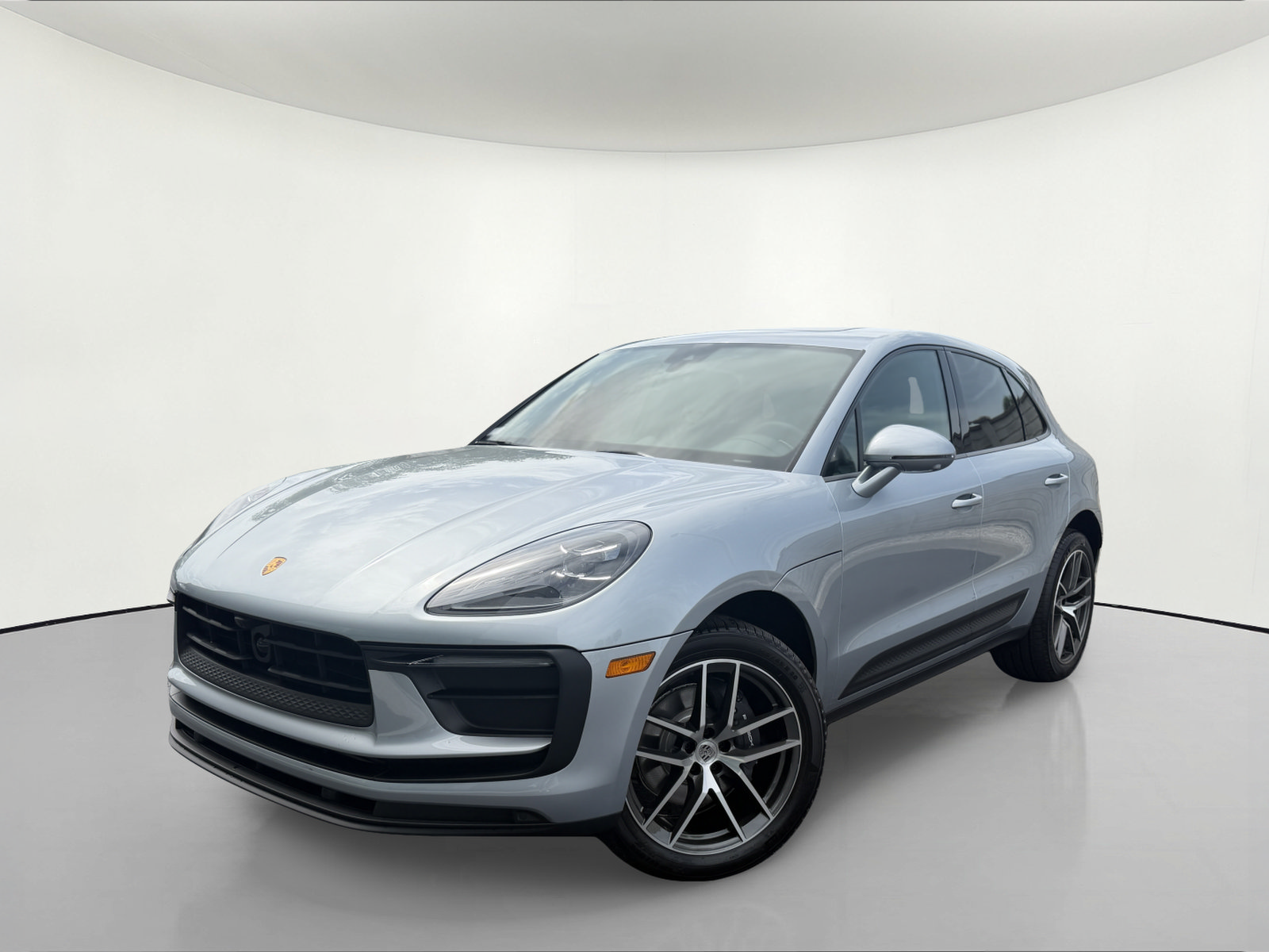 New 2026 Porsche Macan AWD/4WD image 1