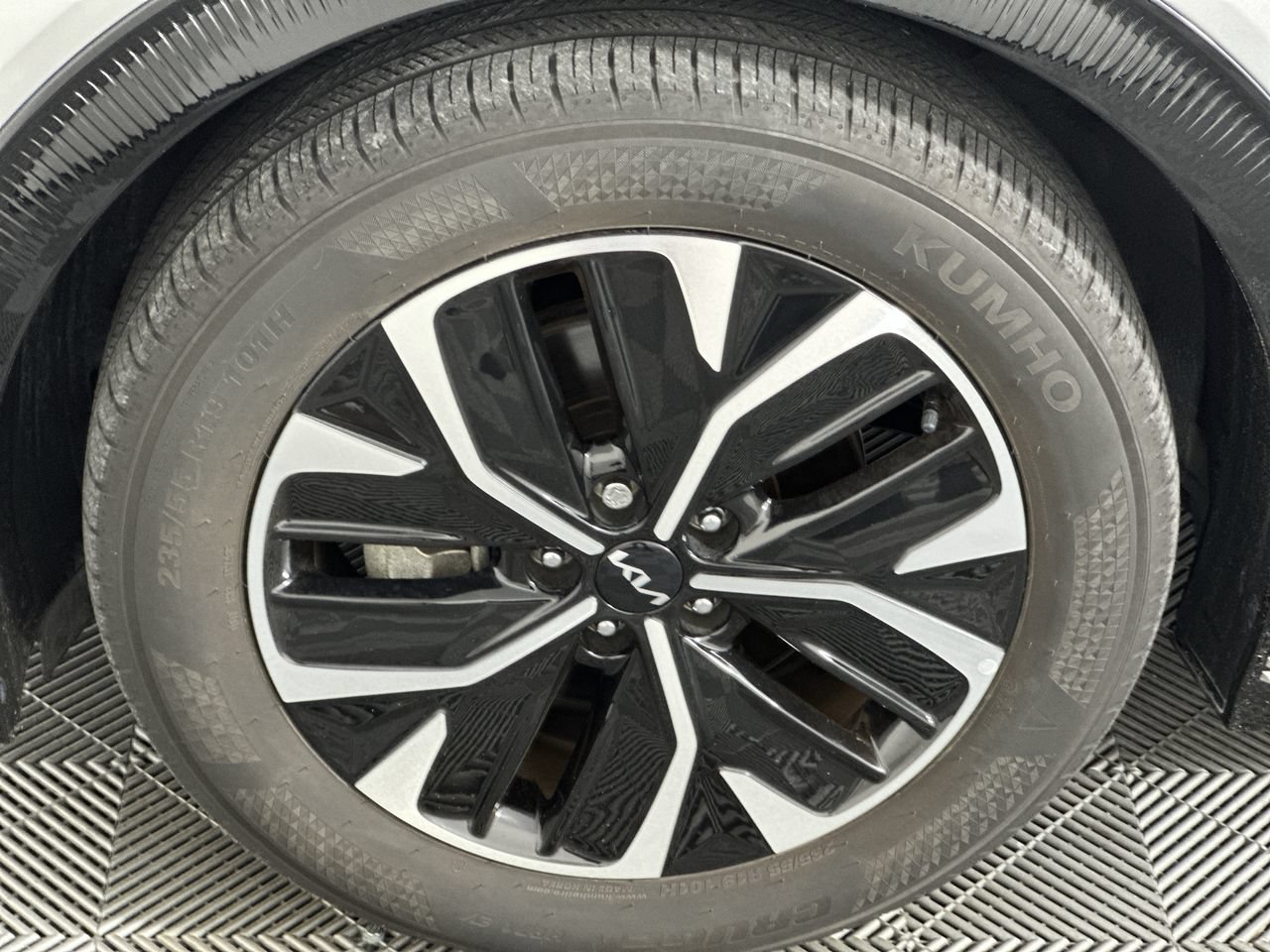 Certified 2023 Kia EV6 Wind RWD image 6