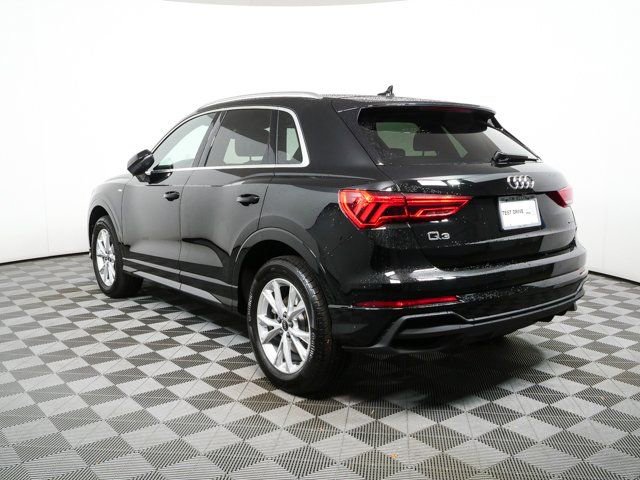 Certified 2025 Audi Q3 2.0T Premium Plus w/ Premium Plus Package AWD/4WD image 30