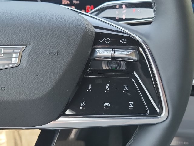 Certified 2024 Cadillac Lyriq Sport AWD/4WD image 12