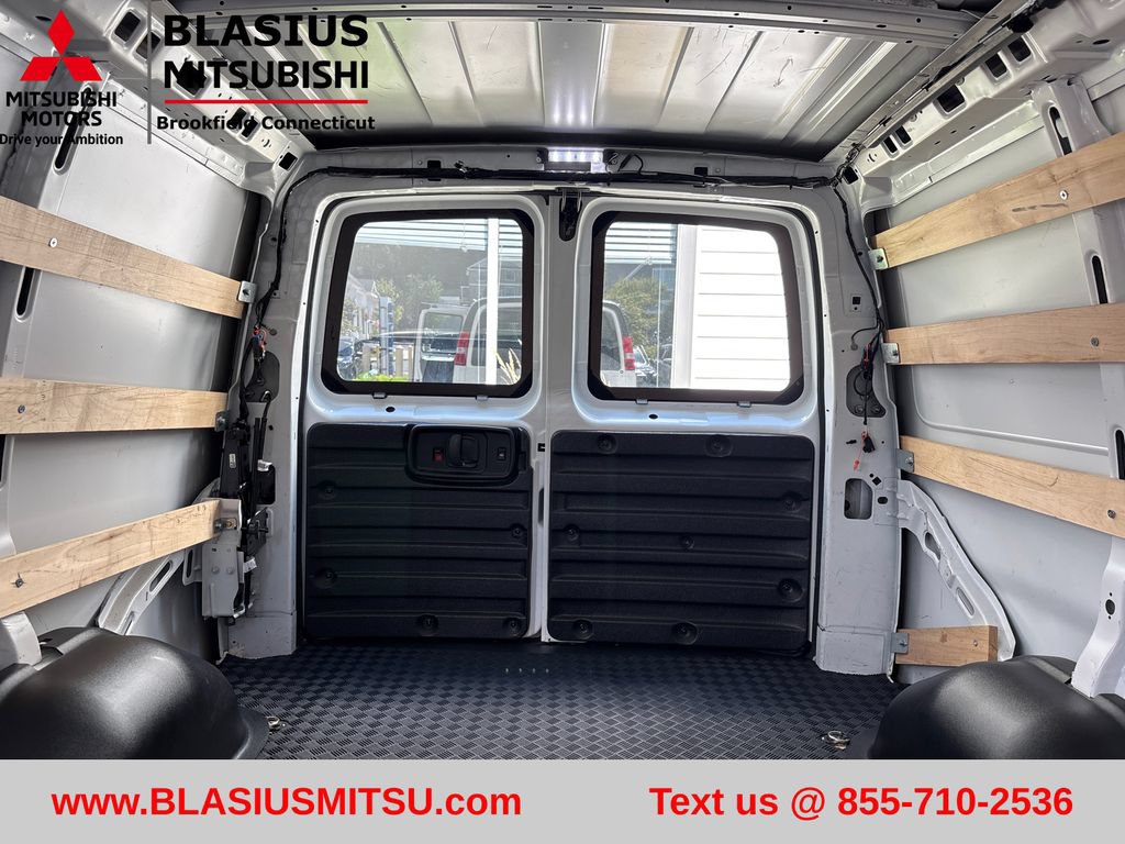 Used 2025 GMC Savana 2500 w/ Driver Convenience Package RWD image 41