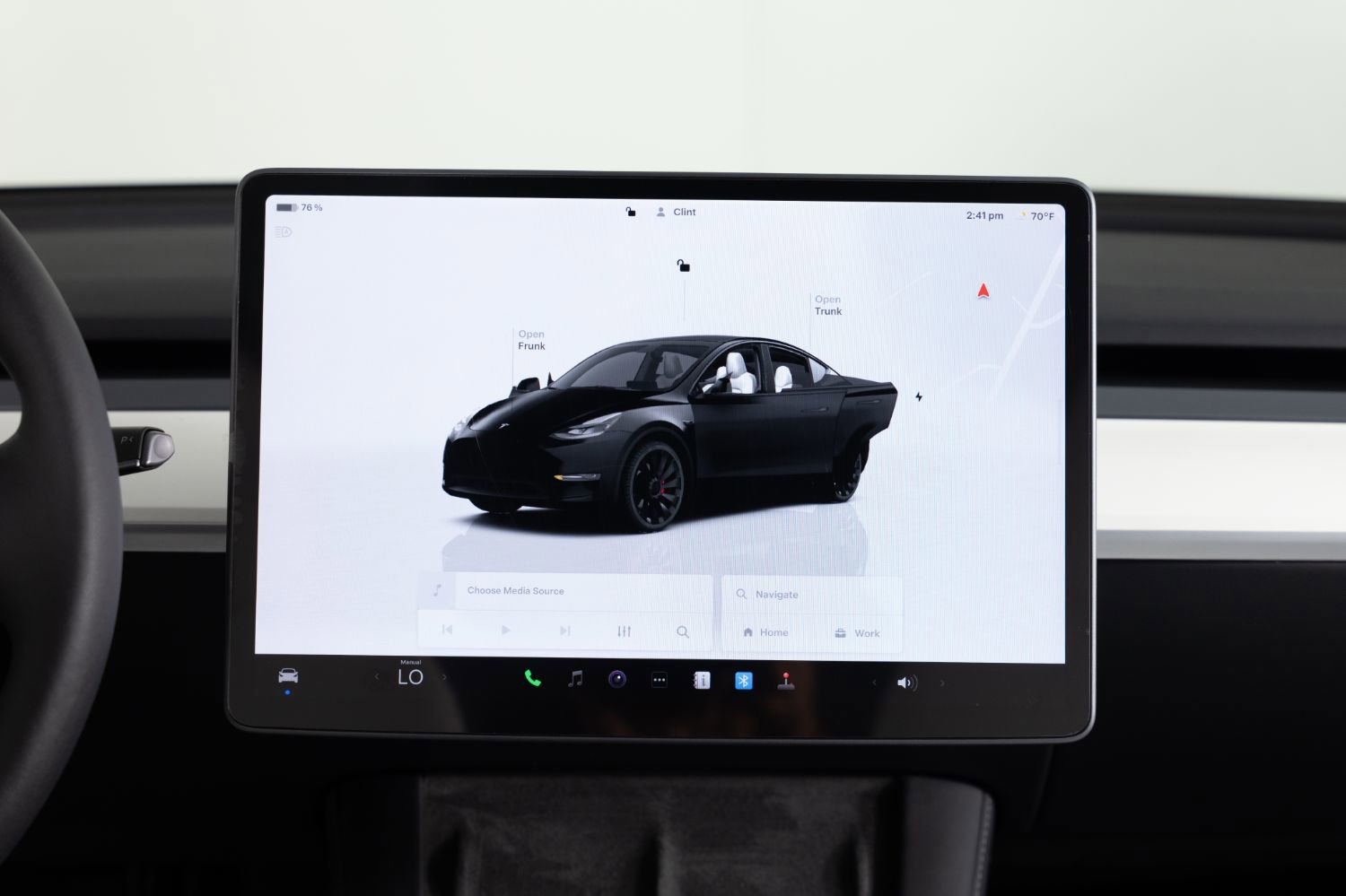Used 2024 Tesla Model Y Performance AWD/4WD image 32