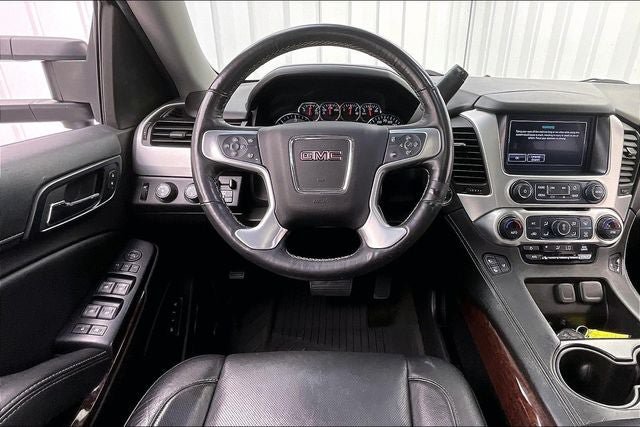Used 2018 GMC Yukon XL SLT w/ Open Road Package AWD/4WD image 5