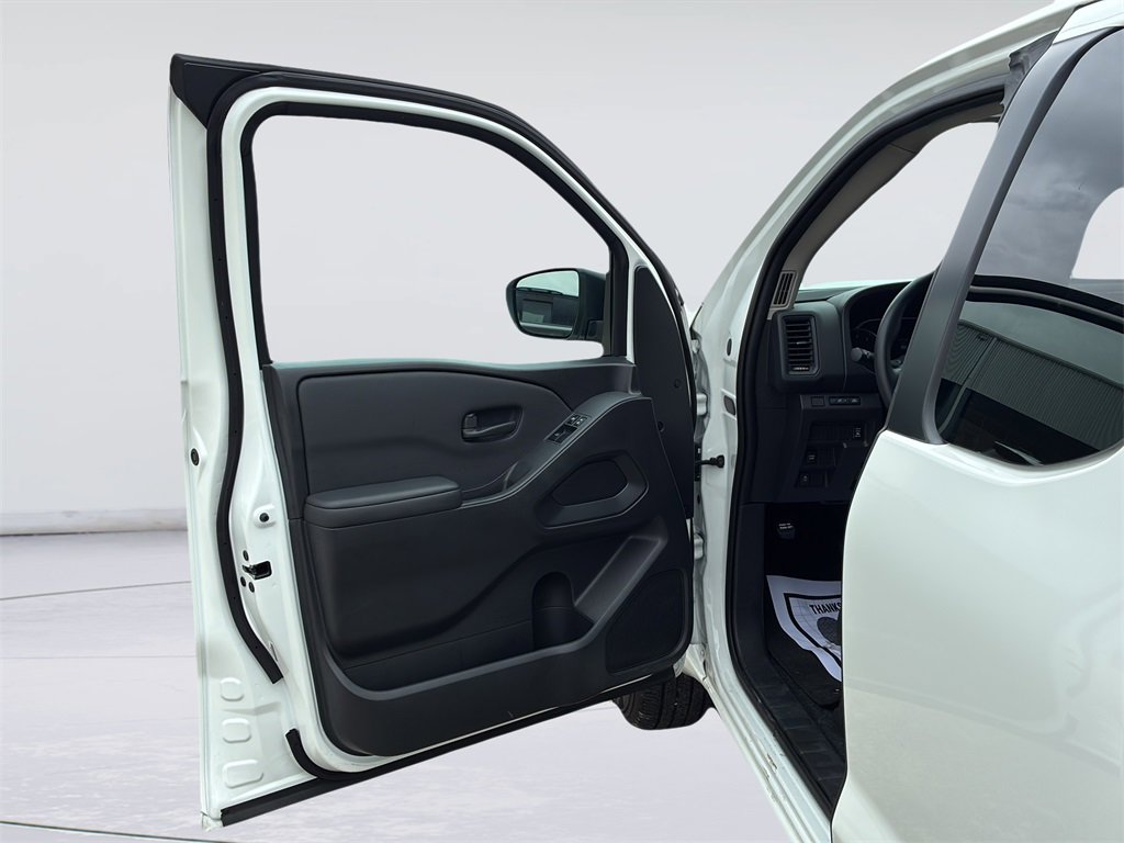 Used 2024 Nissan Frontier S w/ S Utility Package image 36