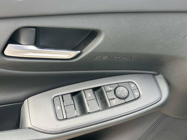 New 2026 Nissan Sentra SV w/ SV Convenience Package FWD image 22